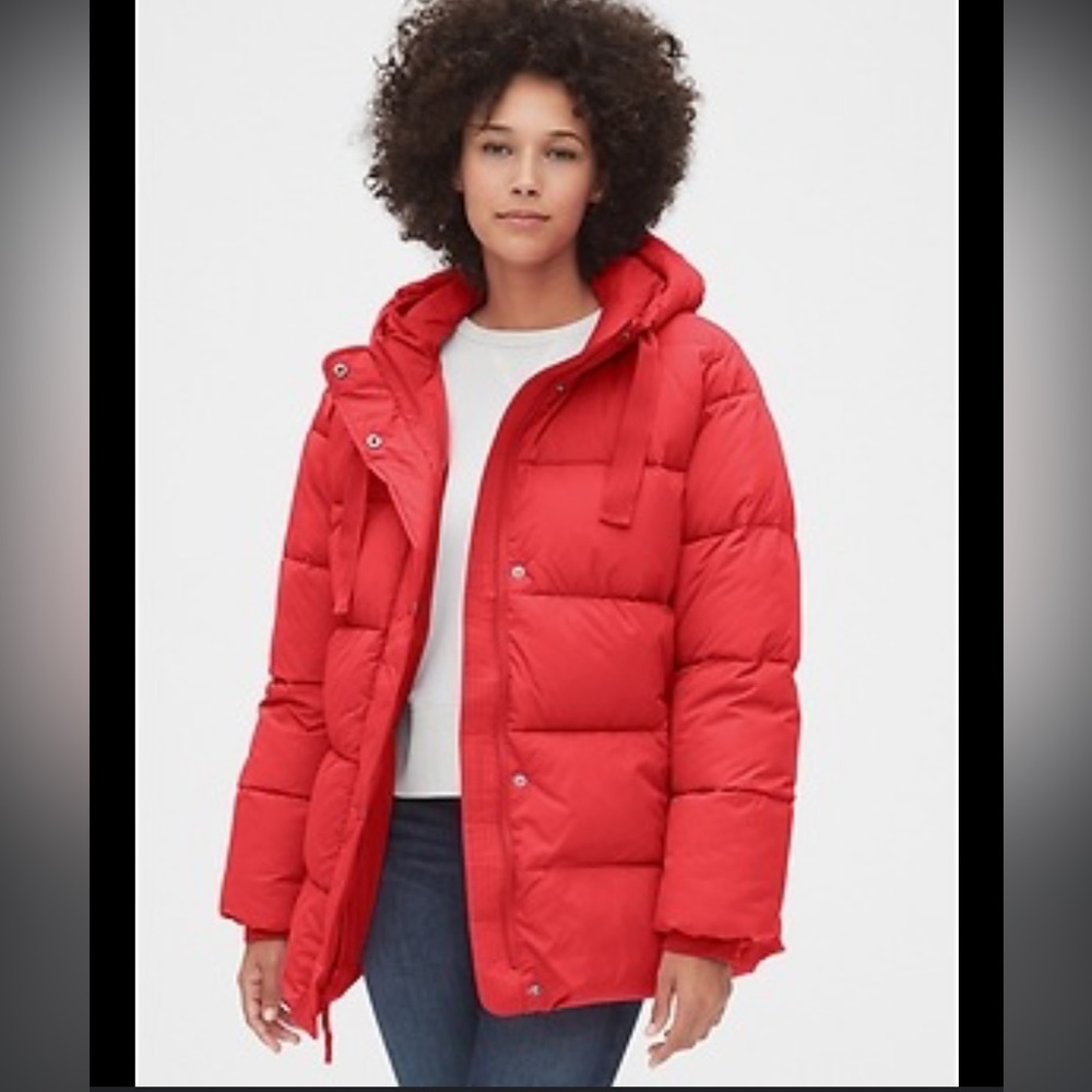 Gap - The Upcycled Puffer Oversized Puffer Coat, Small Tomato Red Jacket